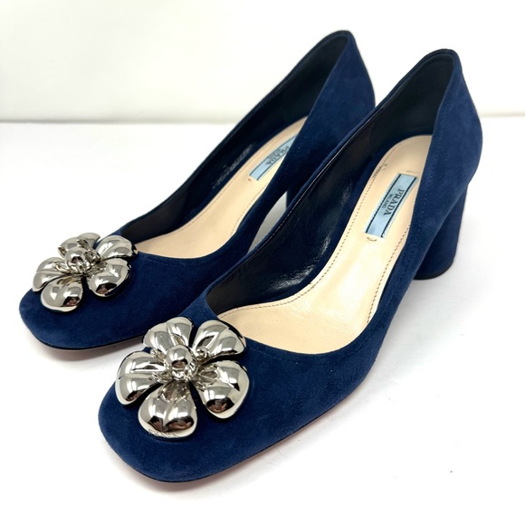 PRADA blue suede block heels, silver tone floral accents, made in Italy, size 39 - Picture 2 of 13